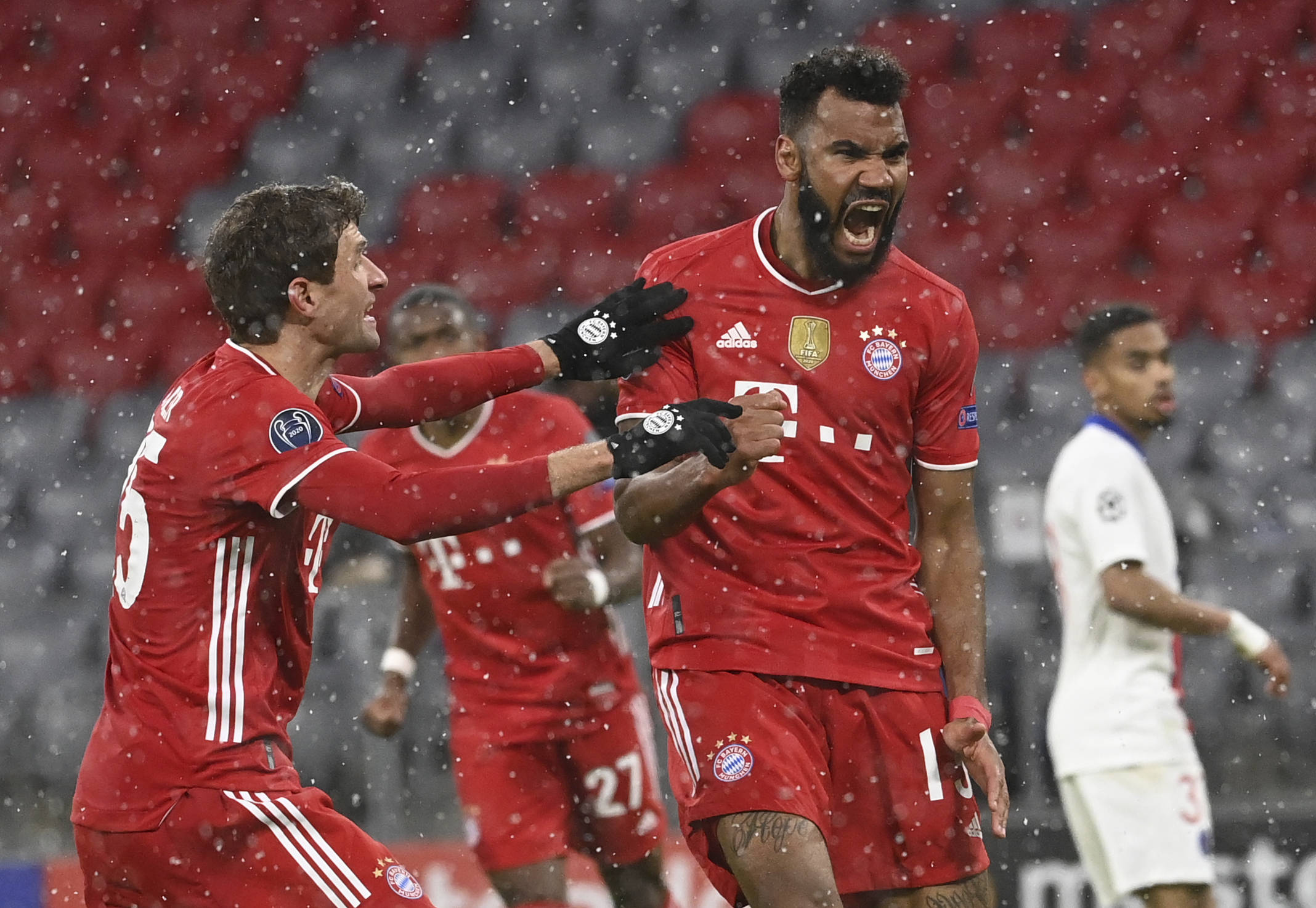 魔鬼主场告破！猛龙此前主场8连胜，被湖人终结（湖人终结猛龙主场八连胜，魔鬼主场神话告破）