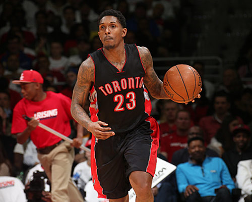 含泪赴欧！樊振东自曝逃离真相，3座大山逼走国乒一哥？（远赴欧洲背后：樊振东自述离开缘由，三重压力逼走国乒一哥？）