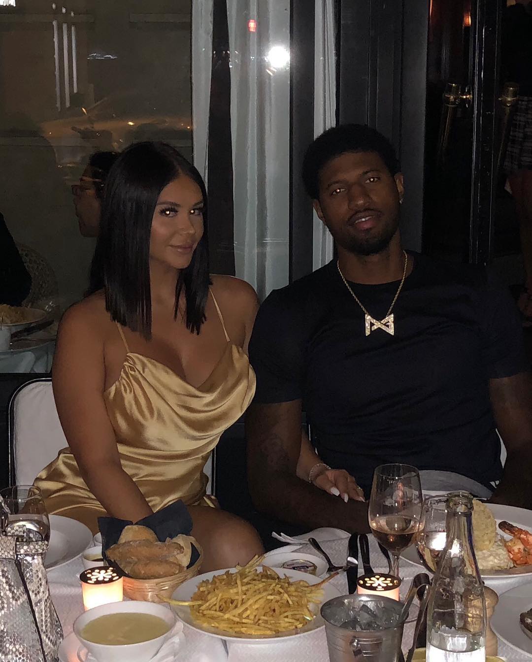 穆帅：当年我给了麦克托米奈生涯首秀，今天他给我他的球衣（穆里尼奥：我曾给麦克托米奈处子秀，如今他回赠我球衣）