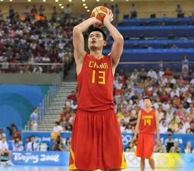 世体：巴萨已提前告知西足协，亚马尔在报到前将接受检查（世体：巴萨已预先通知西班牙足协，亚马尔将在报到前接受检查）