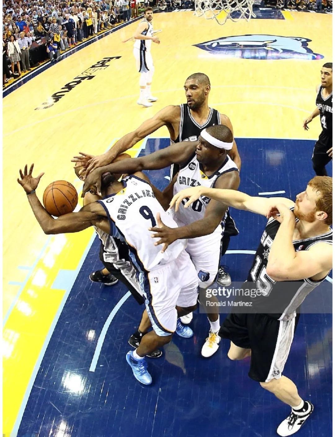 官方：乌兹别克斯坦裁判纳贾法列夫将执法海港客战武里南联（官宣：乌兹别克主裁纳贾法列夫将吹罚海港客场对阵武里南联）