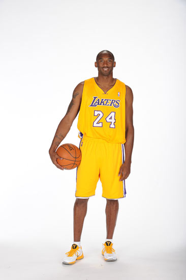 韩K联战报：巴萨尼制胜，富川FC 1-0水原FC，占得先机（韩K联战报：巴萨尼一锤定音，富川FC 1-0击败水原FC，先下一城）