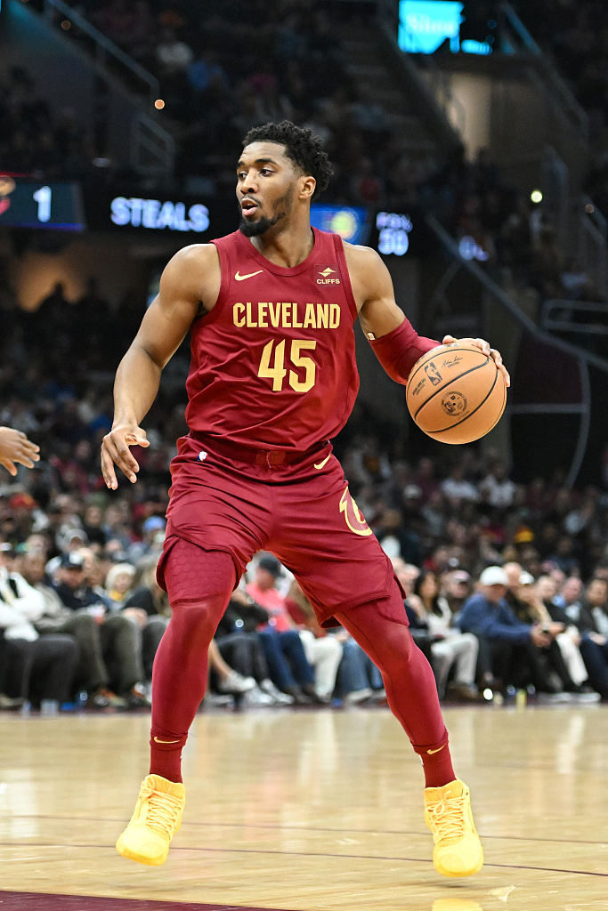 中超9／10月最佳球员候选：卡扎伊什维利、莱昂纳多、亚戈在列（中超9-10月最佳球员候选出炉：卡扎伊什维利、莱昂纳多、亚戈入围）