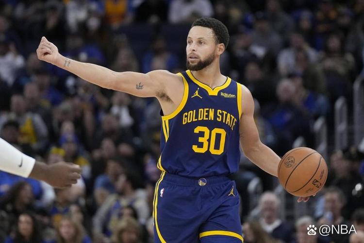 黄蜂队备战东部第一强队，主帅看好学习机会（黄蜂迎战东部第一劲旅，主帅认为这是宝贵的成长机会）