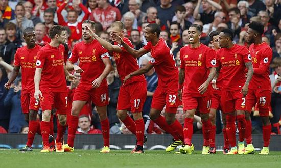 球队末节逆转成功，战术调整显著（末节发力完成逆转，战术调整成效突出）